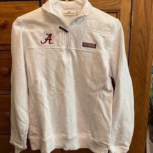 Vineyard vines pullover with Alamaba logo (roll tide). Size small.